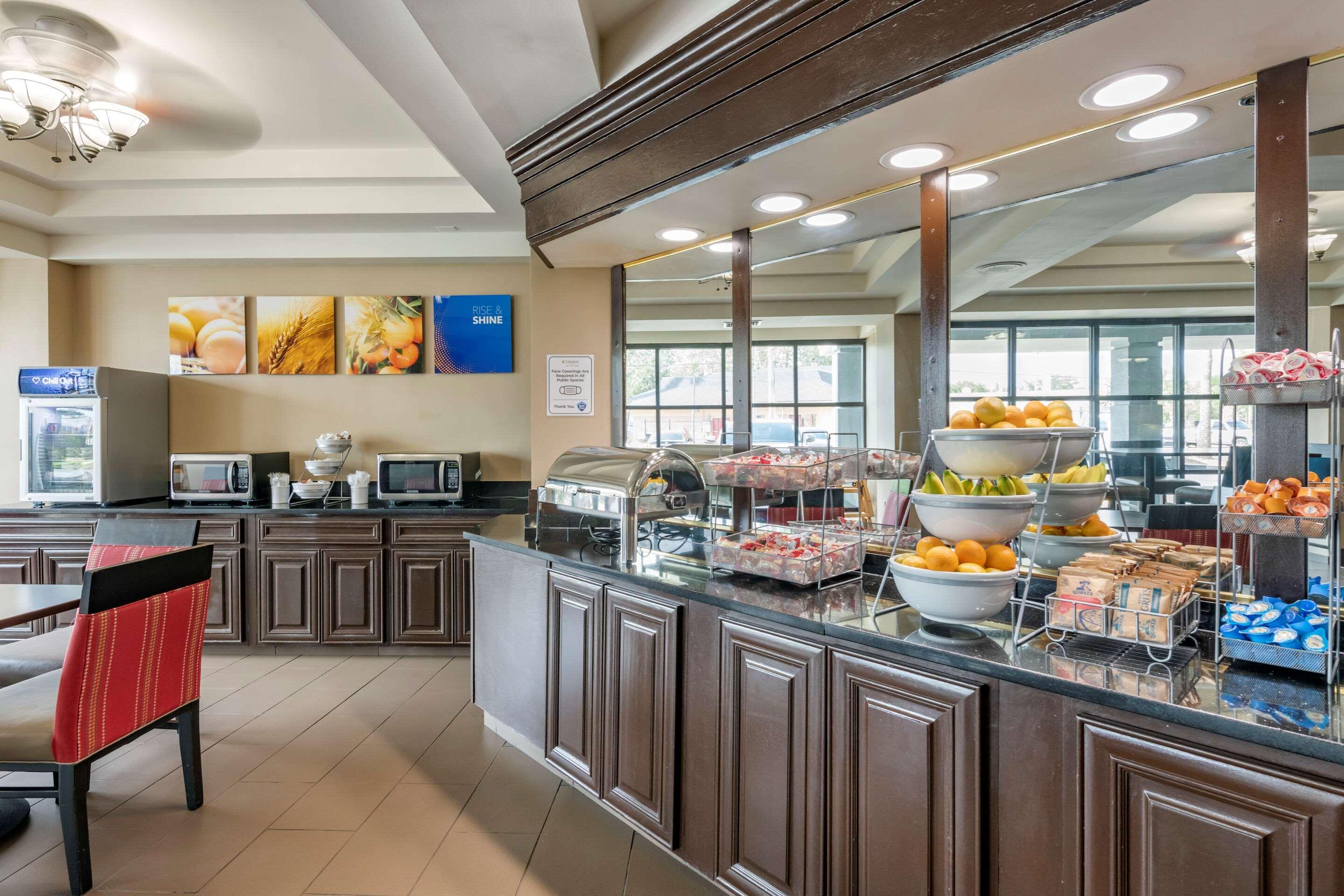 Comfort Suites Baymeadows Near Butler Blvd Jacksonville Exteriör bild