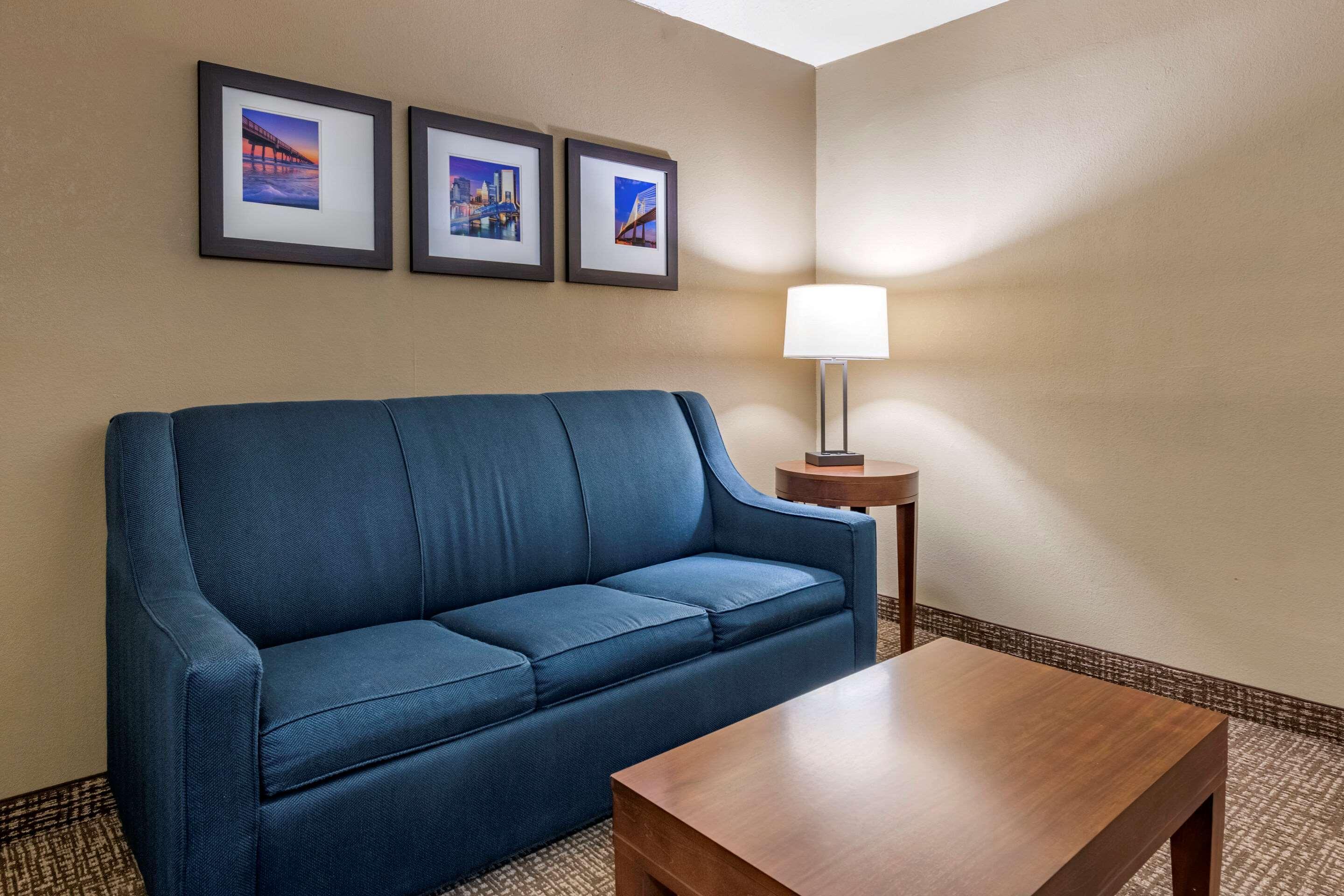 Comfort Suites Baymeadows Near Butler Blvd Jacksonville Exteriör bild