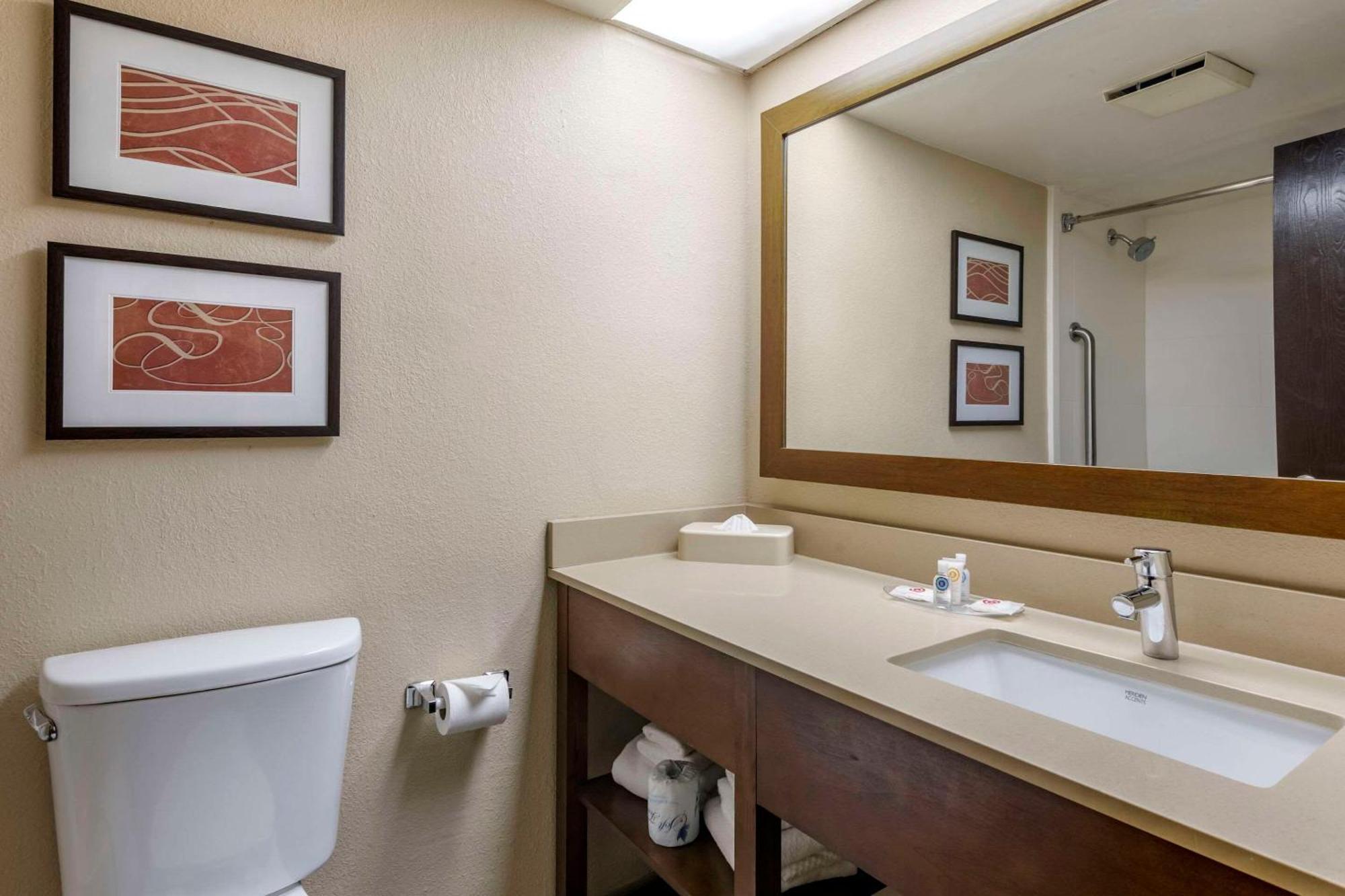 Comfort Suites Baymeadows Near Butler Blvd Jacksonville Exteriör bild