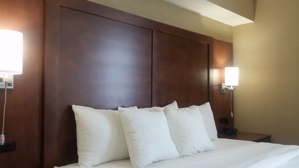 Comfort Suites Baymeadows Near Butler Blvd Jacksonville Exteriör bild